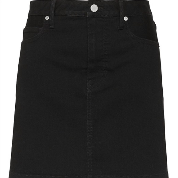 Banana Republic Dresses & Skirts - Banana Republic Denim Mini‎ Skirt